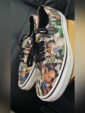 Rare VANS x Toy Story Authentic Limited Edition Shoes Men’s 8.5 Women’s 10